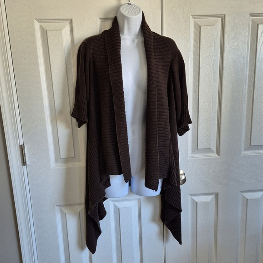 Banana Republic brown half sleeve cotton asymmetrical hem sweater women's medium